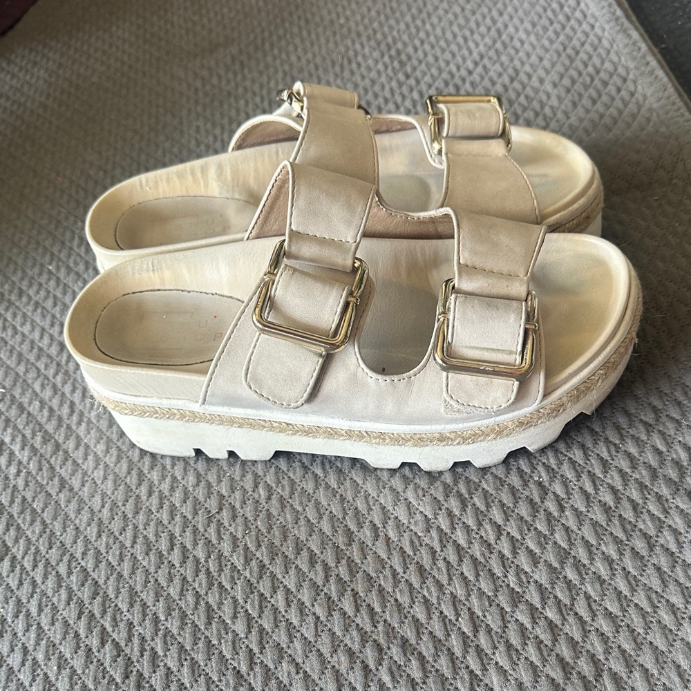 ShuShop Cream Platform Sandals with Double Buckle